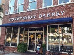 Honeymoon Bakery In Georgia Is A Small Town Bakeshop That Has All The Sweet Treats You Could Possibly Imagine Honeymoon Bakery Bakery Inventive Desserts