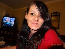 Candi Ward's Instagram, Twitter & Facebook