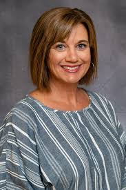 Danielle Mcneely's Instagram, Twitter & Facebook