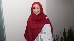 We did not find results for: Kini Berhijab Syar I Ria Ricis Ternyata Gemar Pakai Rok Pendek Di Smk Kumparan Com