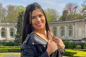 Thiago was born in 2000s, in the middle of generation z. Ex Noiva De Thiago Maia Diz Me Senti Traida Banda B