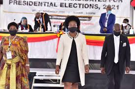 Vlado kalember (67) i njegova „srebrna krila prije nekoliko mjeseci, nakon duže vremena, objavili su singl „je li ti žao. Nancy Kalembe Finally Nominated After Paying Shs 20m Nomination Fee Chimpreports
