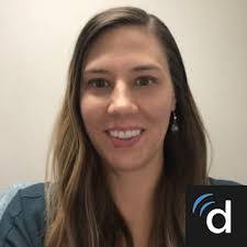 Sarah Hartman's Instagram, Twitter & Facebook