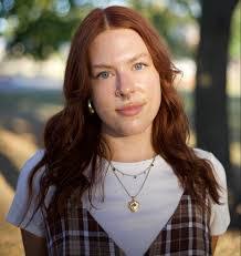 Kiera Rice's Instagram, Twitter & Facebook