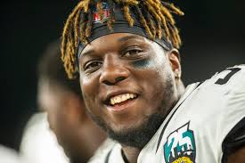 High resolution football player photo needed