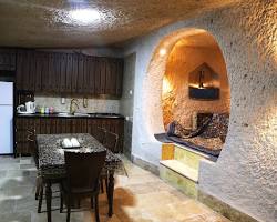 Image of نمای داخلی سوئیت صخره ای عمارت شاین کندوان