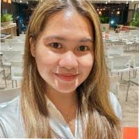 Richelle Robles's Instagram, Twitter & Facebook