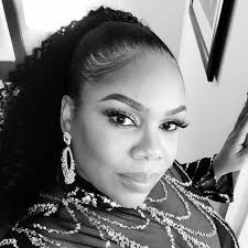 So my 12yr old nephew has requested I bring him NYC bagels for  Thanksgiving. Has anyone flown with a half dozen bagels? Best way to keep  them fresh, will TSA confiscate them?