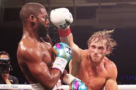 Logan paul vs floyd mayweather pic.twitter.com/ntdgkxdxu6. Eb P Uyuedyirm