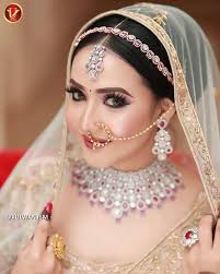 Bridal Makeup Trends For 2019 For A Modern Bridal Look Best Bridal Makeup Indian Bride Makeup Bridal Makeup Images