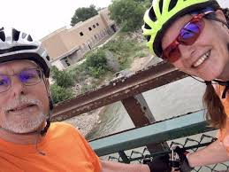 Ben's, 222 W 3rd St, Yankton, SD 57078, US