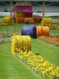 Dekorieren Sie Den Garten Kreativ Mit Blumen 15 Originelle Ideen Aus Aus Blumen Deko Idee Decorazioni Giardino Idee Giardino Idee Giardino Fiorito