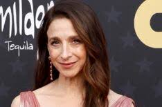 Marin Hinkle's Instagram, Twitter & Facebook