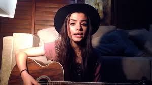 Isadora pompeo (born may 30, 1999) is a brazilian vlogger, singer and songwriter of christian music. Minha Morada X Isadora Pompeo Acordes Para Guitarra Piano Ukelele