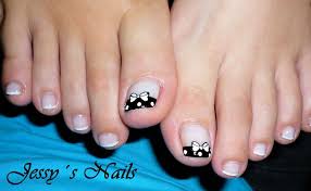Would like better if the small toes. Unas Pie Decoradas Puntos Imagui
