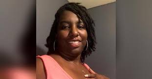 Irish Santoria Powell Hammond Obituary