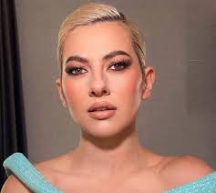 Daliana raducan are in jur de 30 si ceva de ani. Lidia Buble DupÄƒ Ce S A Aflat Numele Noii Iubite A Lui RÄƒzvan Simion Da Il Iubesc Dcnews