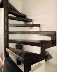 Escalier Helicoidal Escaliers Decors Escalier En Colimacon Decoration Maison Escalier