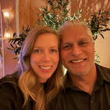 Dinner suggestions near Brookfield Improv theater