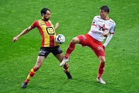 De boomlange aanvaller heeft een contract voor drie seizoenen getekend aan de gaverbeek. Jelle Vossen Zulte Waregem Houdt Er De Moed In Na Nederlaag In Mechelen Ons Lot Nog Altijd In Eigen Handen Sport In De Buurt Hln Be