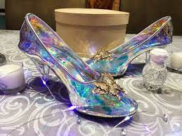 Tom bergeron stood outside the florida castle while presenting the season 15 finale of afv at disneyland. Cinderella Glass Slipper Wedding Shoes Heels New Cinderella Etsy In 2021 Cinderella Wedding Shoes Glass Slipper Wedding Shoes Cinderella Shoes