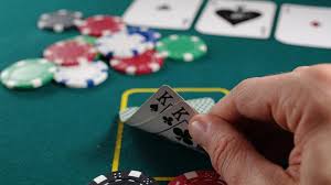 Seven cards poker game rules and playing method. Pandemic Poker Means Fewer People Fewer Free Drinks Crazy Bets Hindustan Times