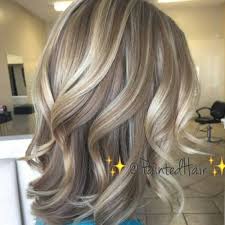 A quitter le châtain pour la même couleur que cette mannequin : Pin On Things To Wear