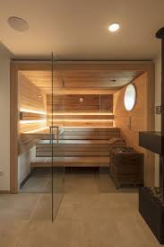 Urgemutlich Sauna In Honigfarbenem Hemlockholz Eiche Hemlockholz Honigfarbenem Sauna Urgemutlich Sauna Design Home Spa Room Sauna Room