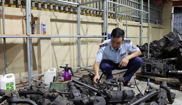 Chuyển Công an điều tra và khởi tố hàng loạt vụ sản xuất, kinh doanh linh phụ kiện ô tô, xe máy giả - Trang thông tin điện tử Cục Quản lý
