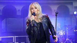 (turn around, bright eyes) every now and then i fall apart (turn around, bright eyes) every now and then i fall apart. Variety On Twitter Turn Around Bright Eyes Bonnie Tyler Will Sing Total Eclipse Of The Heart During The Solareclipse2017 Https T Co Boiyjvidre Https T Co Egwtaype01