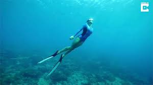 .schwimmen wie eine echte meerjungfrau! Unglaubliche Unterwasserbilder Diese Echte Meerjungfrau Fasziniert Alle