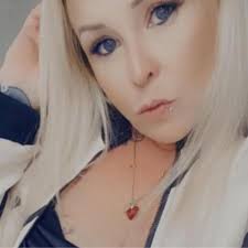 Here to 2026!!! I made store manager & my man Is getting out of jail after  almost 7 years… 🤞🏼