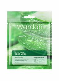 Lidah buaya ditemukan di kawasan kering di afrika, karena itu si lidah buaya ini hampir memiliki sifat sama dengan tanaman kaktus. Wardah Nature Daily Sheet Mask Aloe Vera 20ml Klikindomaret