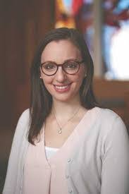 Marcella Kahn's Instagram, Twitter & Facebook