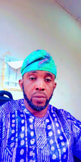 Good afternoon and happy last Sunday in the month of April. I'm new here,  from Badagry Lagos State, I need single mother of one or widow of one, I'm  single daddy of