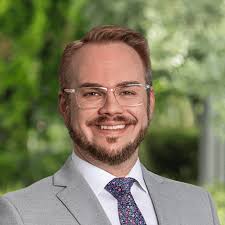 Dr. Stacy Akazawa, M.D.