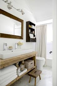 From toile fabric to vintage mirrors, there are so many beautiful decorative elements you can steal for your own bathroom! Country Style Modern Rustic Bathroom Novocom Top