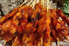 Cara mudah bakar sate cuma pakai wajan bekas 100 matang beserta resep bumbu sate super enak youtube. Resep Sate Ambal Khas Kebumen Makanan Kaya Rempah