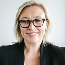 Simon A Howlett (@SimonAHowlett1)