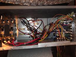 This means that one wire can deliver the command to heat or cool rather than requiring separate wires. My Lennox Air Handler Keeps Blowing 3 Amp Fuses They Are Good Yes The Fan Runs Fine The Breaker Blows When The Heat