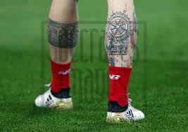 Liverpool star alberto moreno had this strange image of a chimpanzee inked on his leg. Soccrates Images Tattoos On The Legs Of Alberto Moreno Of Liverpool