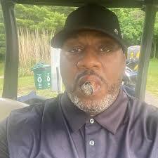 Antonio Spicer's Instagram, Twitter & Facebook