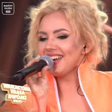 𝗣𝗮-𝗽𝗮-𝗽𝗮𝗿𝗮𝗻𝗼𝗶𝗮 zaśpiewała DARIA MARX 👏💓 i porwała do tańca  całe Wilno 💃 #BądźmyRazem z #WakacyjnąTrasąDwójki 🥳🔥