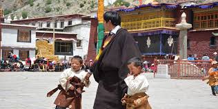 Traditional Tibetan Clothing | Tenzin ...