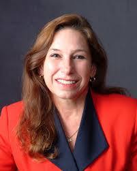 Mindy Baker's Instagram, Twitter & Facebook