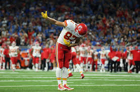 2 days ago · that travis kelce pic is disturbing my spirit and making me question everything i believe in — salliemaesux! The Reliable Greatness Of Travis Kelce