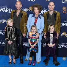 Welcome to the end of being alone inside your mind, carlile said of the track. Photos And Pictures Hollywood Los Angeles California Usa February 18 Phil Hanseroth Brandi Carlile Evangeline Ruth Carlile And Tim Hanseroth Arrive At The World Premiere Of Disney And Pixar S Onward
