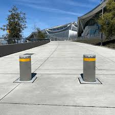 Retractable Bollards. How Do They Work and What Are the ...