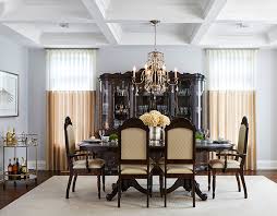 Traditional decor is an expansive category that includes a wide range of decorating styles from french mix traditional and modern pieces. Luxury Designer Celia Alida Rutte Adds A Modern Twist To A Traditional Dining Room Design Notes Dfcl