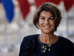 Austrian jurist and politician, former federal chancellor of austria and president of the austrian constitutional court. Bundeskanzlerin Brigitte Bierlein Liess Ihre Nachfolge Im Vfgh Ausschreiben Sn At